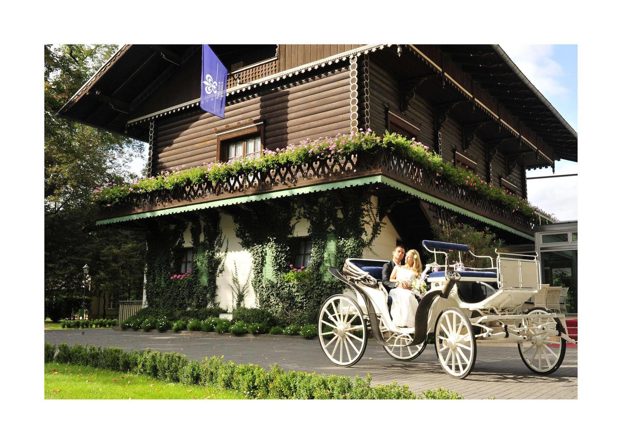 ROMANTIK Hotel Bayrisches Haus Potsdam Exterior foto