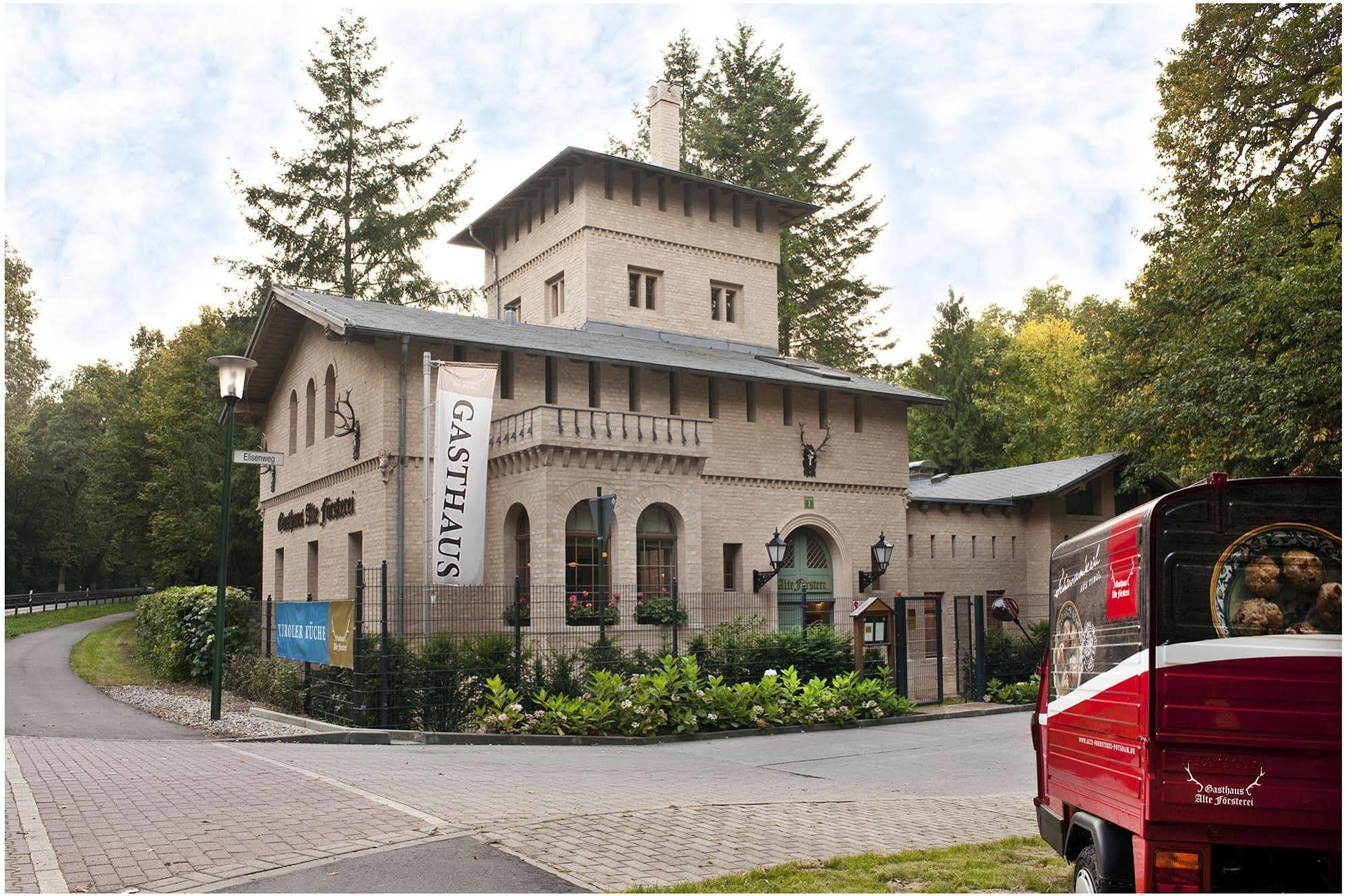 ROMANTIK Hotel Bayrisches Haus Potsdam Exterior foto