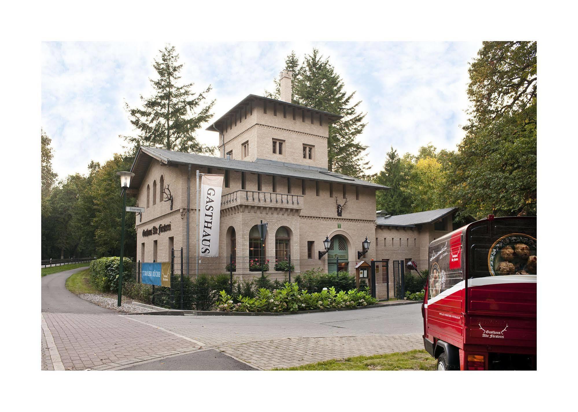 ROMANTIK Hotel Bayrisches Haus Potsdam Exterior foto
